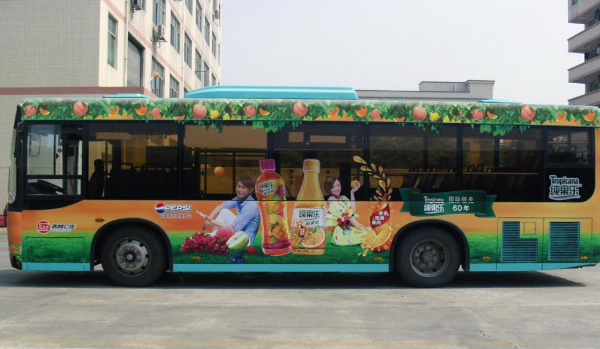 深圳公交車身廣告投放案例