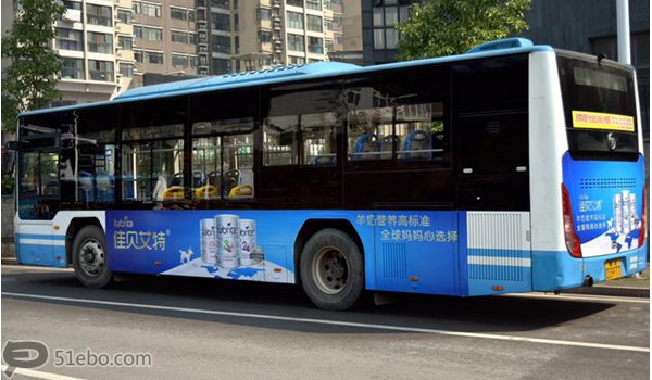 長沙公交車身廣告投放案例